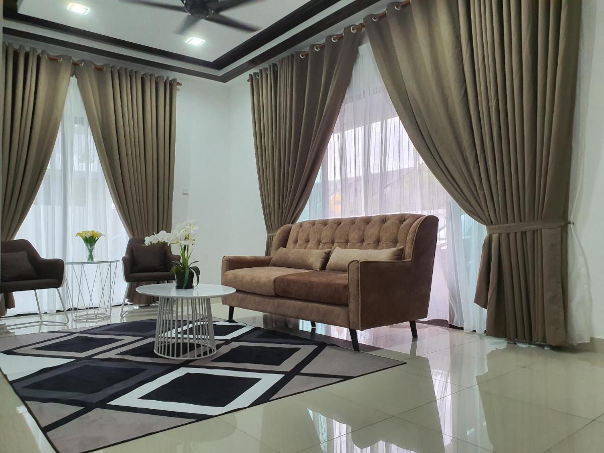 Muslim Homestay D'Bertam, Kepala Batas, Penang Кепала Батас Екстериор снимка